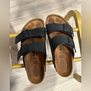 Women’s Birkenstock shoe